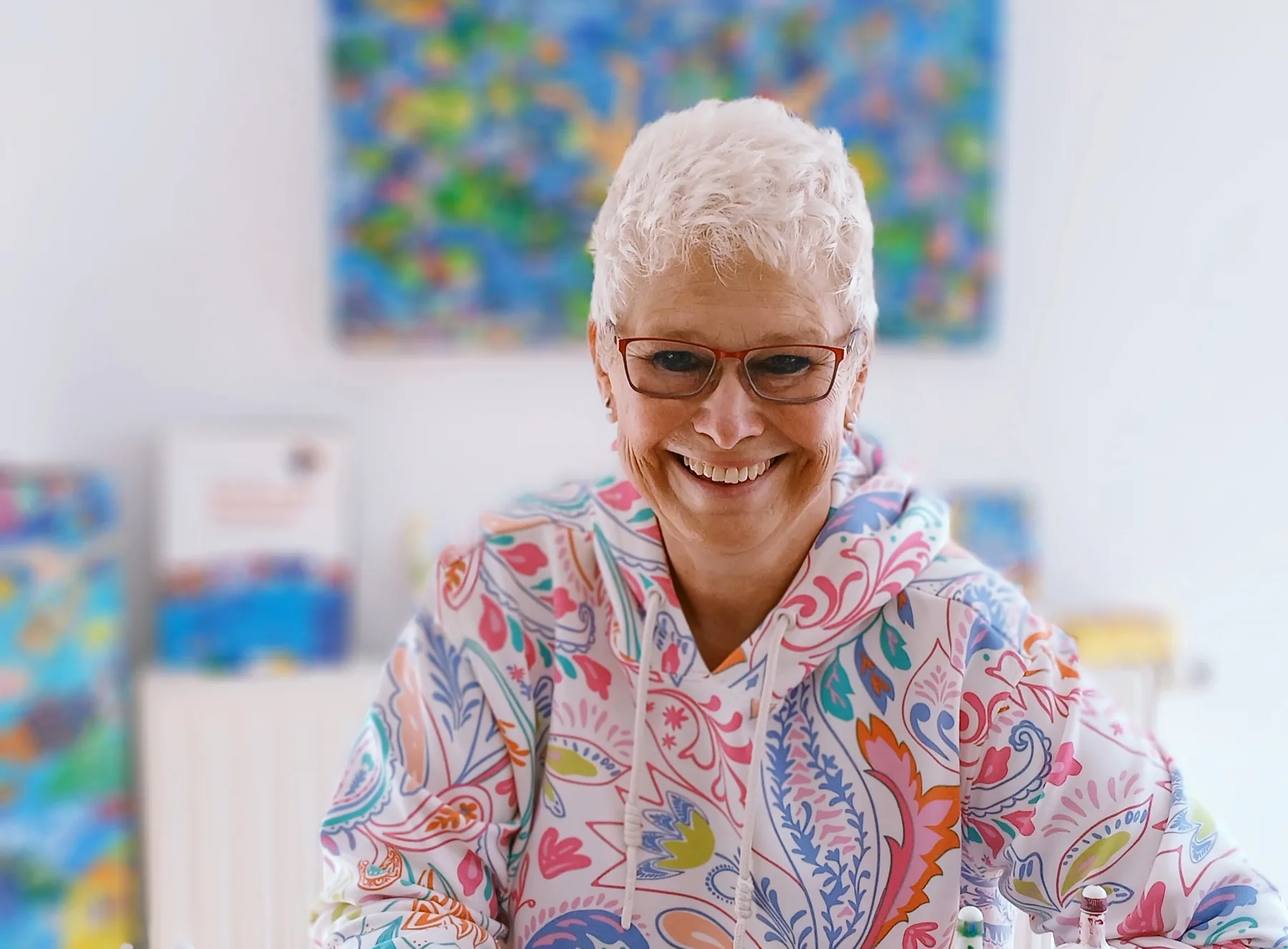Andrea Ernst in ihrem Atelier